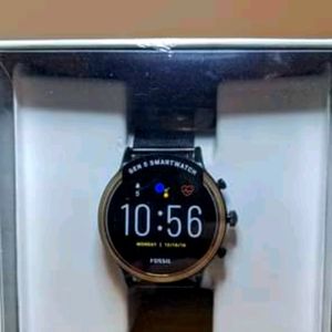 Brand new in box fossil smartwatch